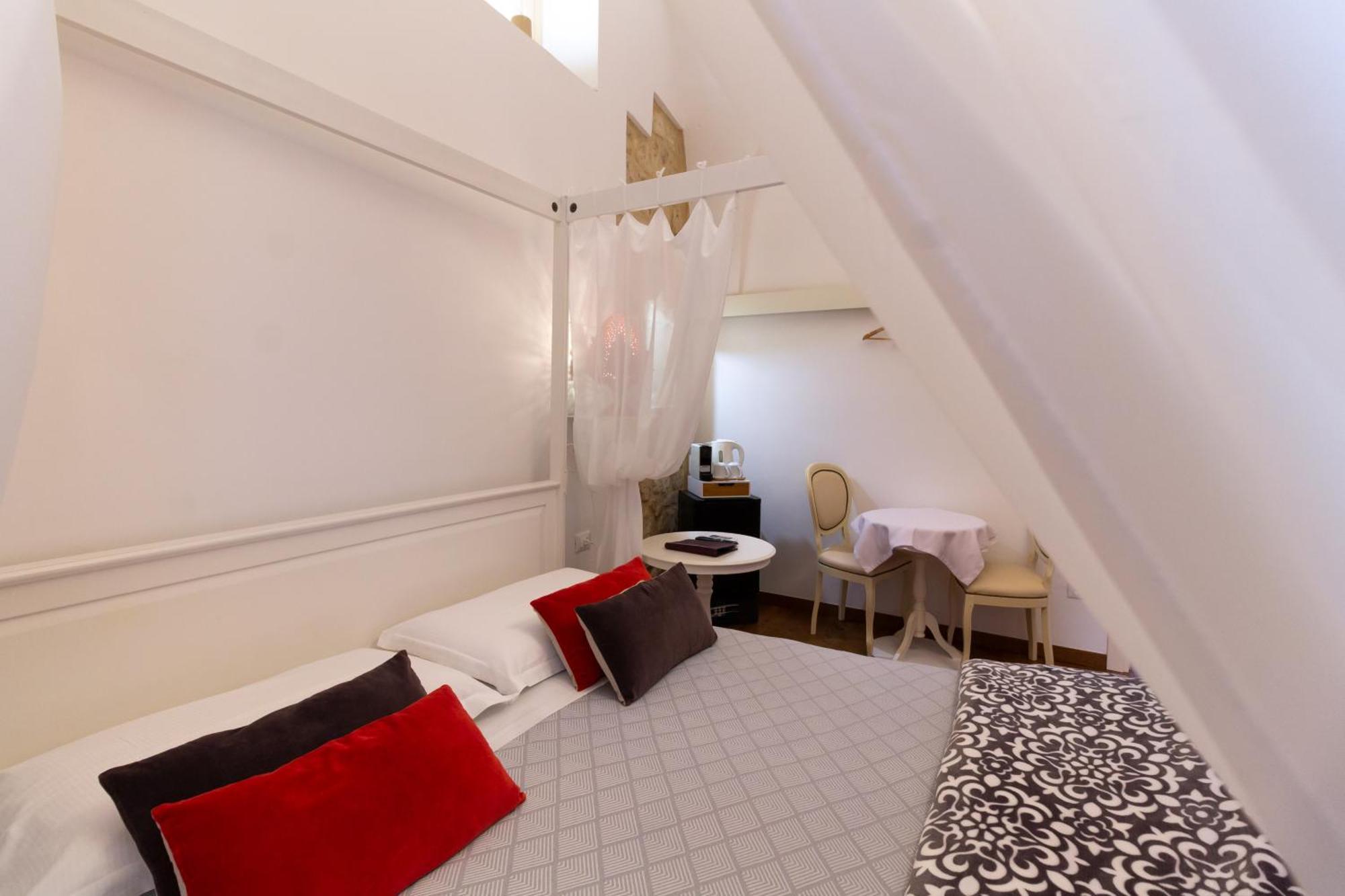Le Nicchie Luxury Rooms Lecce Pokoj fotografie