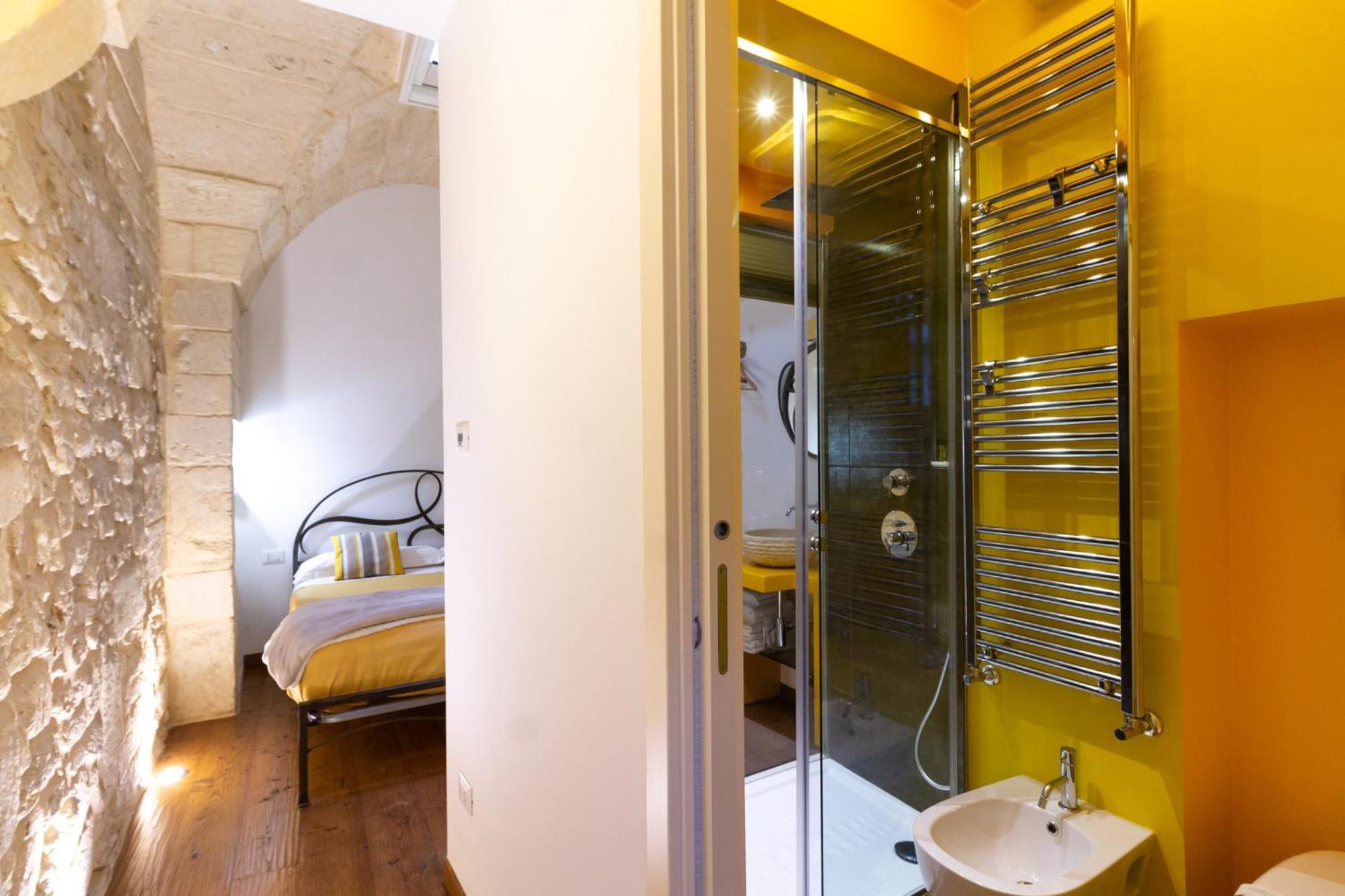 Le Nicchie Luxury Rooms Lecce Pokoj fotografie